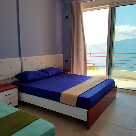Apartment Of Beautiful Dreams Over The Sea Sarandë Exteriér fotografie