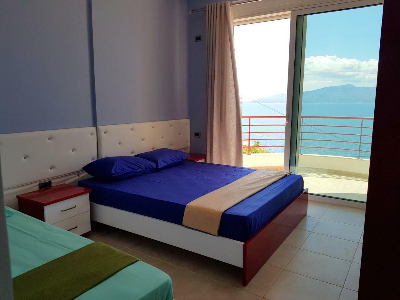 Apartment Of Beautiful Dreams Over The Sea Sarandë Exteriér fotografie
