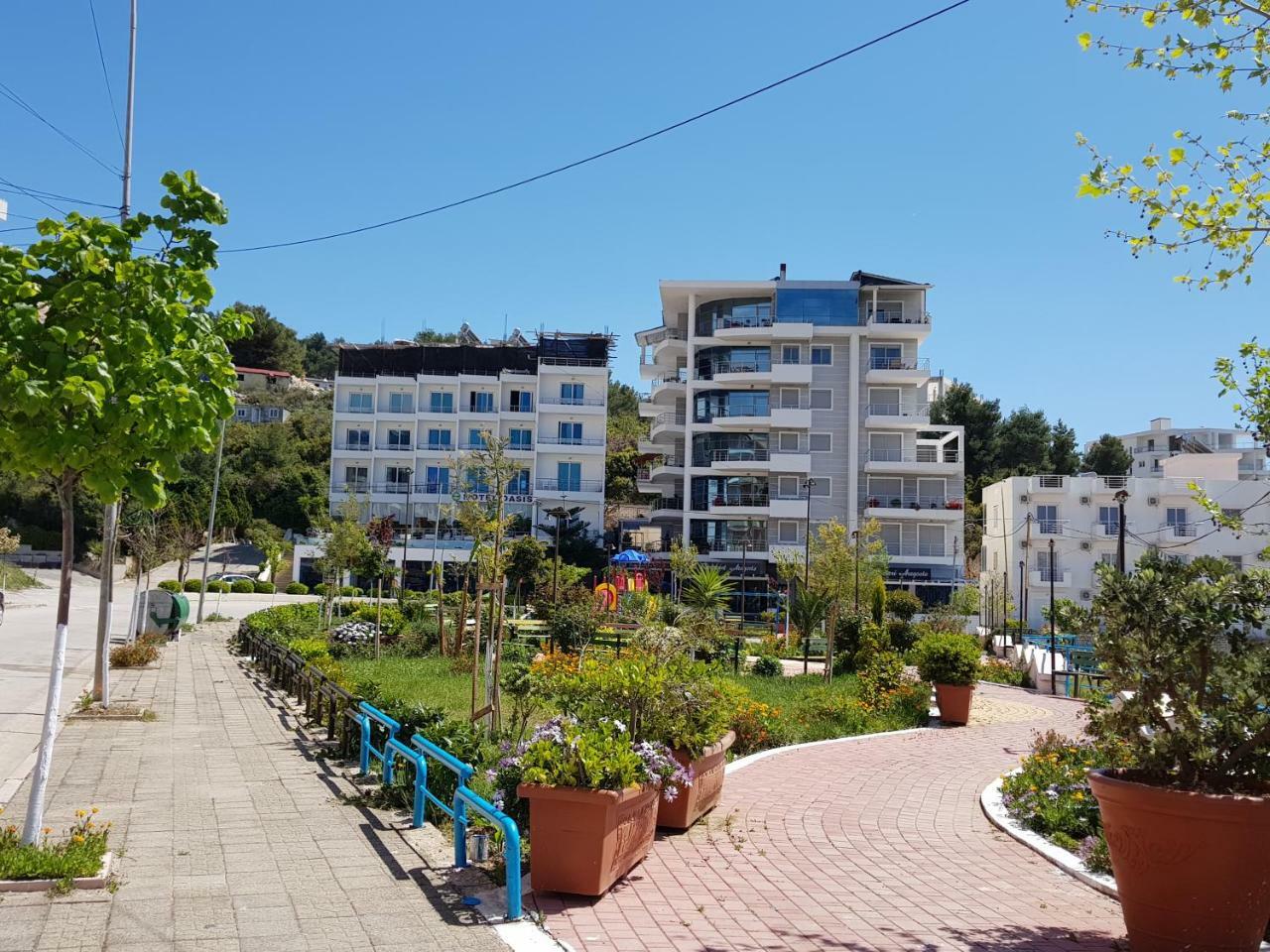 Apartment Of Beautiful Dreams Over The Sea Sarandë Exteriér fotografie