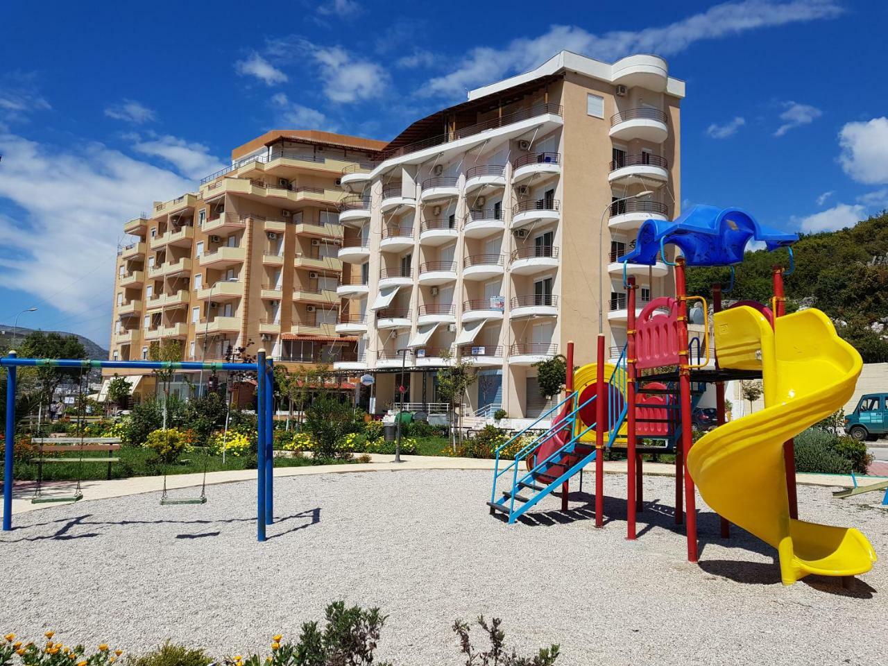 Apartment Of Beautiful Dreams Over The Sea Sarandë Exteriér fotografie